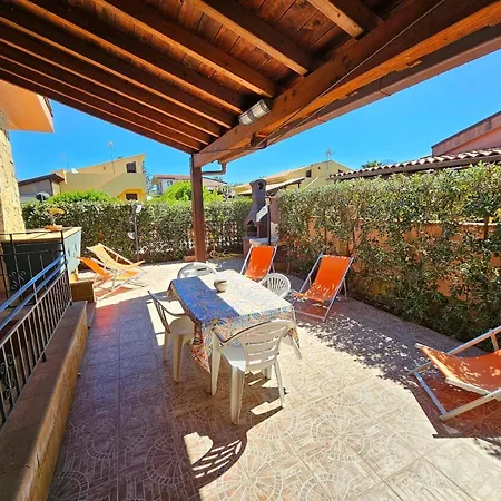 Holiday home Helle Editerrane Mit Terrasse Und Garten Nur 50 Meter Vom Meer Entfern - B57501