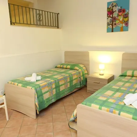 Holiday home Helle Editerrane Mit Terrasse Und Garten Nur 50 Meter Vom Meer Entfern - B57501 *